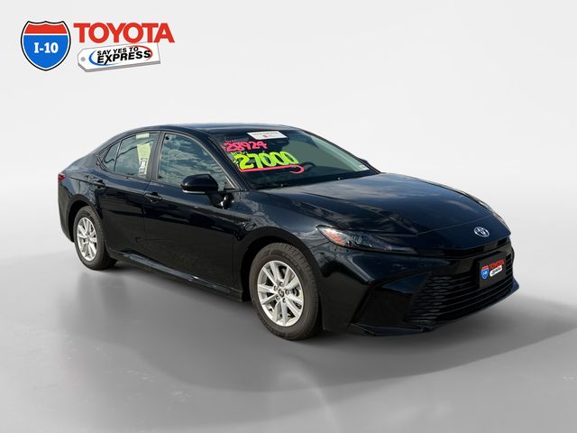 2025 Toyota Camry LE - Photo 7