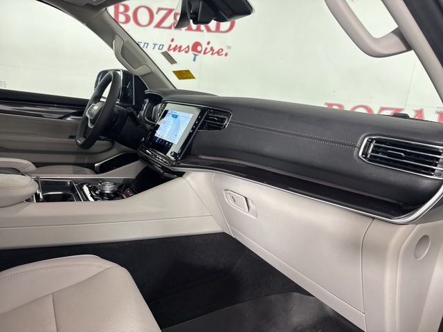 2024 Baltic Gray Metallic Clearcoat Jeep Wagoneer Base 4X4 SUV