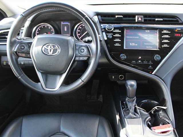 Used 2018 Celestial Silver Metallic Toyota SE image 10