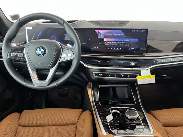Used 2026 Gray BMW xDrive40i image 13