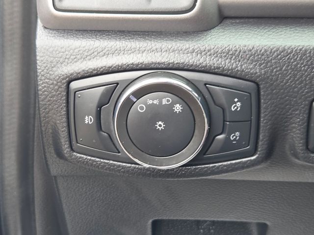 Used 2022 White Ford XL image 25