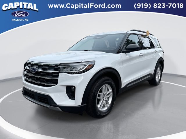 Oxford White 2025 Ford Explorer SUV / Crossover Rear-Wheel Drive Automatic