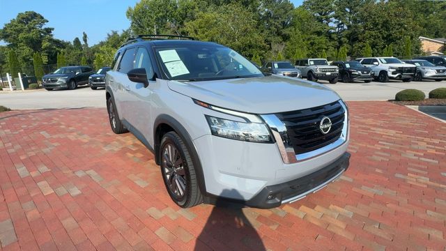 Used 2023 Nissan Pathfinder SUV