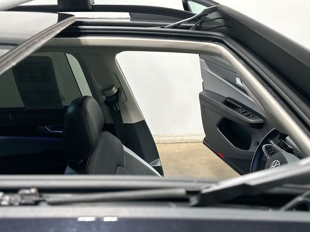 2024 Volkswagen Atlas 2.0T Peak Edition SE w/Technology Black at Sutliff Volkswagen