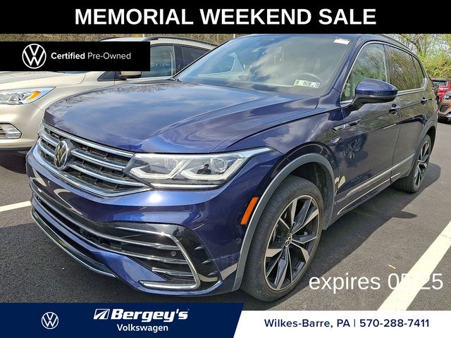 Atlantic Blue Metallic 2022 Volkswagen Tiguan SEL R-Line 4Motion SUV / Crossover All-Wheel Drive 8-Speed Automatic