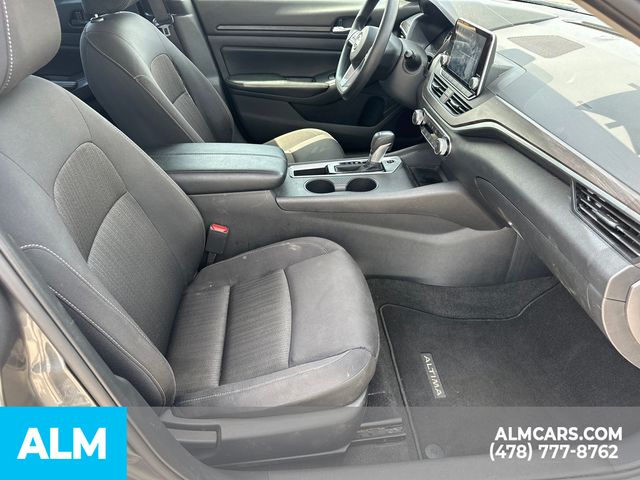 Used 2025 Gray Nissan 2.5 SV image 15
