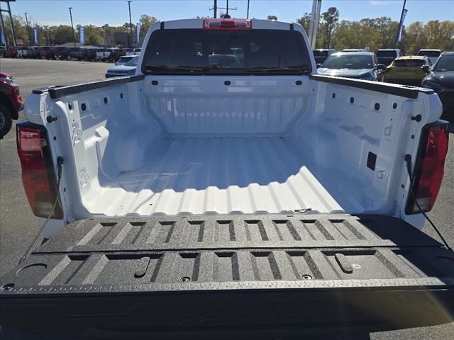 2024 Chevrolet Colorado LT 19