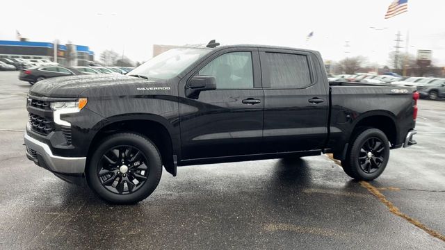 2024 Chevrolet Silverado 1500 LT 4