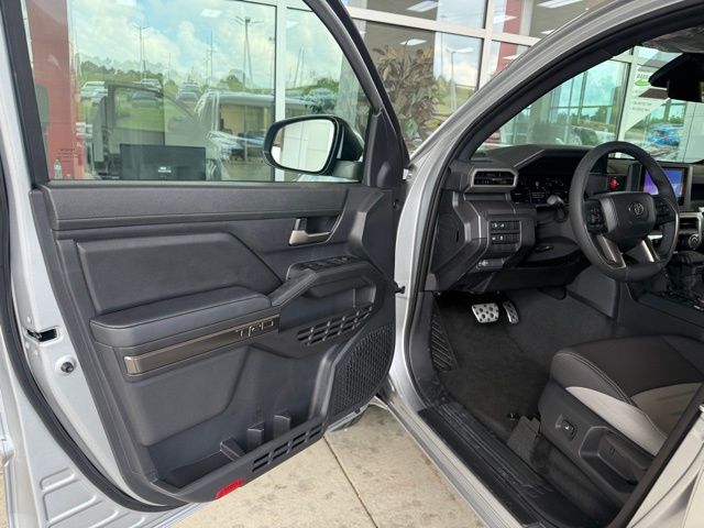 2025 Toyota Tacoma TRD Sport Double Cab photo 16
