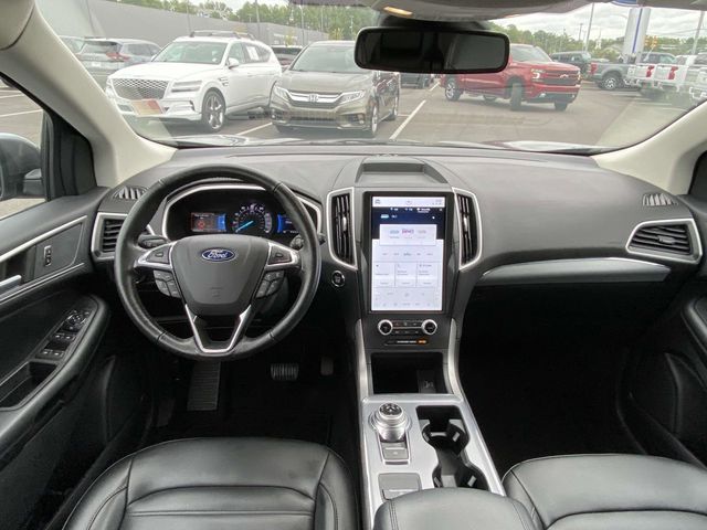 2021 Ford Edge SEL 15