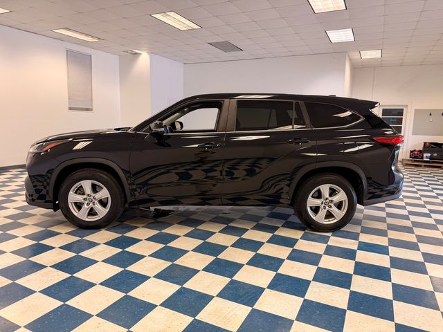 Used 2023 Toyota Highlander SUV