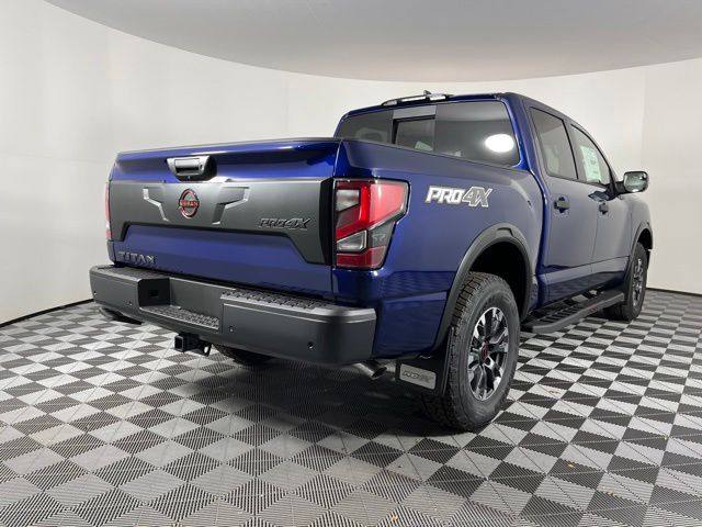 2024 Nissan Titan PRO-4X 10