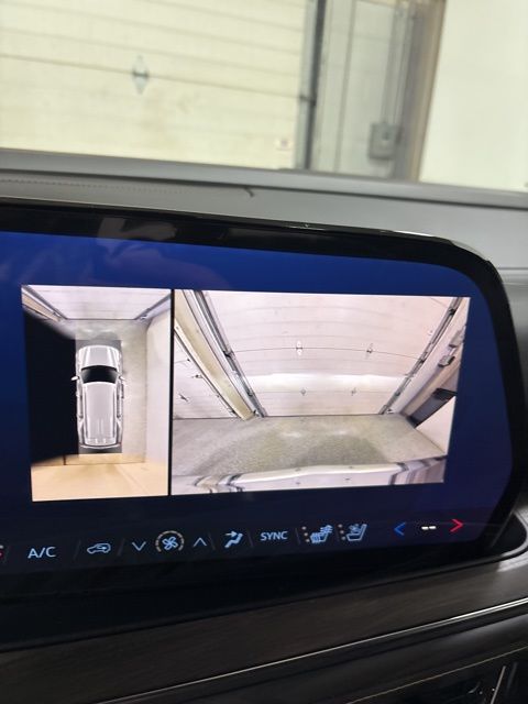 2025 Chevrolet Tahoe Premier photo