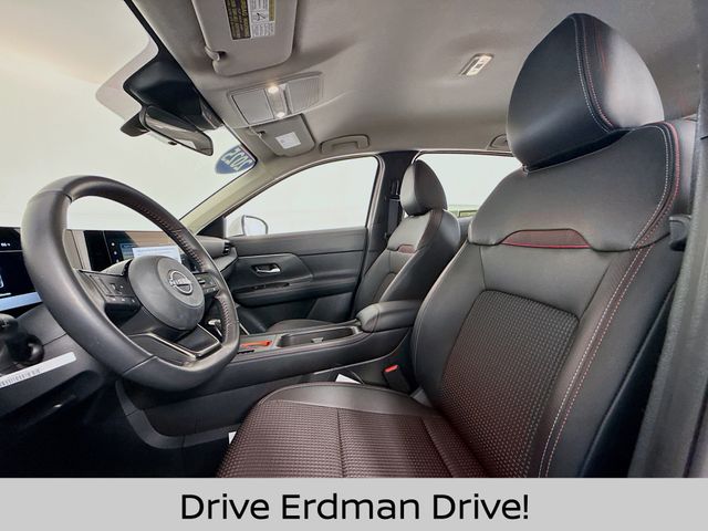Used 2025 Nissan Kicks SUV