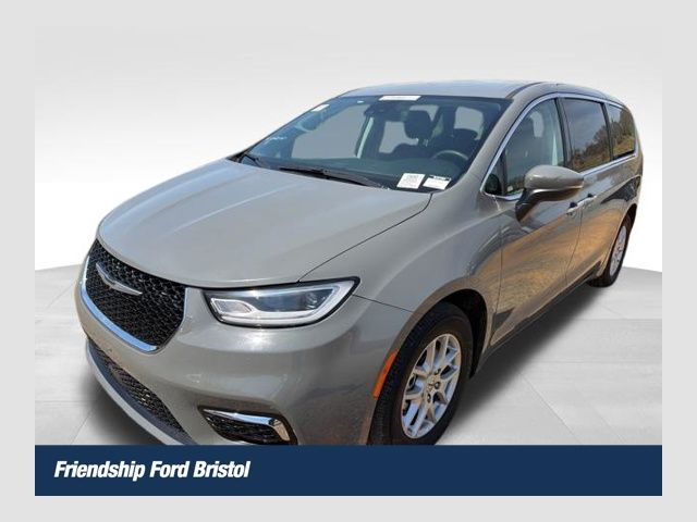 Ceramic Gray Clearcoat 2023 Chrysler Pacifica Touring L FWD Minivan Front-Wheel Drive 9-Speed Automatic