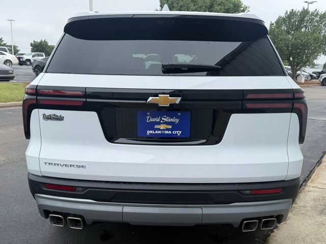 new 2026 Chevrolet Traverse car, priced at $45,020
