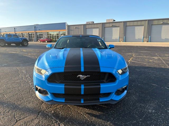 Used 2017 Blue Ford GT Premium image 2