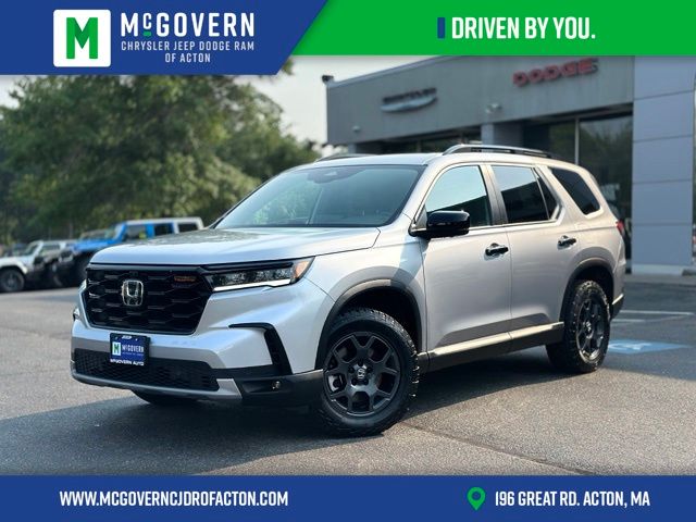 Lunar Silver Metallic 2025 Honda Pilot SUV / Crossover All-Wheel Drive Automatic