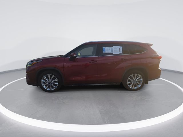 Used 2022 Ruby Flare Pearl Toyota Limited image 5