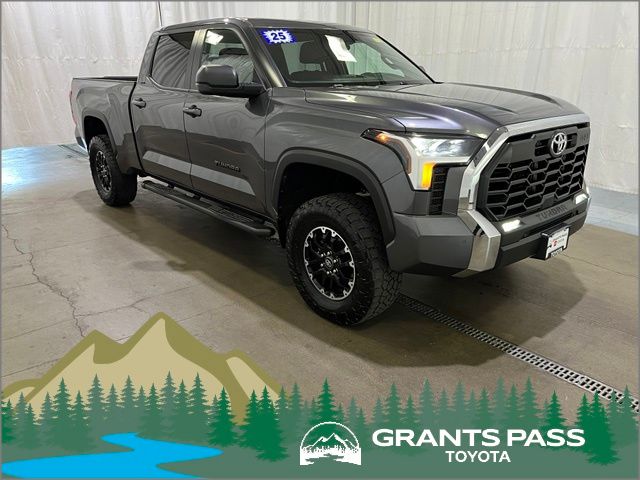2025 Toyota Tundra SR5 CrewMax Cab LB 4WD