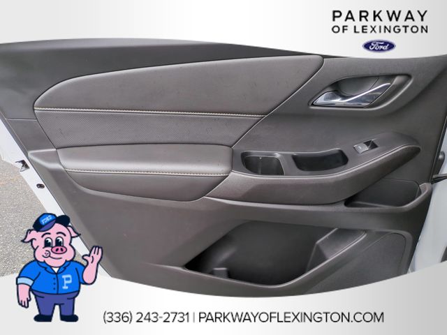 Used 2023 White Chevrolet Premier image 29