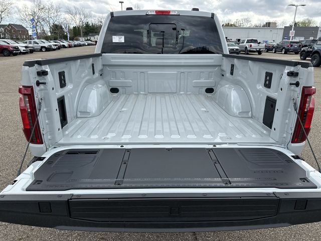 New 2026 Gray Ford XLT image 22