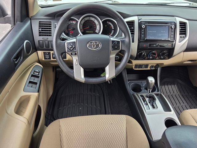 Used 2014 Toyota Tacoma Truck