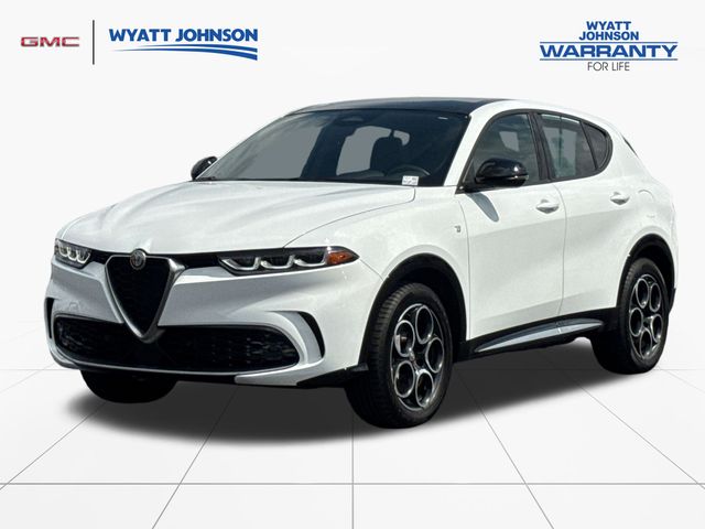 Alfa White 2024 Alfa Romeo Tonale SUV / Crossover All-Wheel Drive 6-Speed Automatic