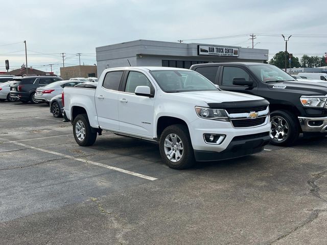 Summit White 2016 Chevrolet Colorado LT Crew Cab RWD Pickup Truck 4X2 6-Speed Automatic