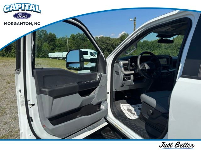 New 2026 White Ford XL image 15