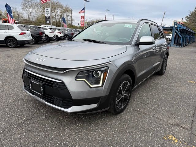 2023 Kia Niro EX FWD