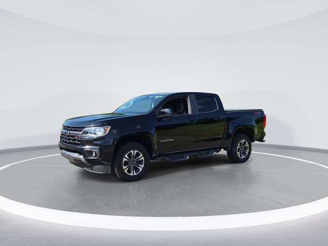 Used 2022 Black Chevrolet Z71 image 4