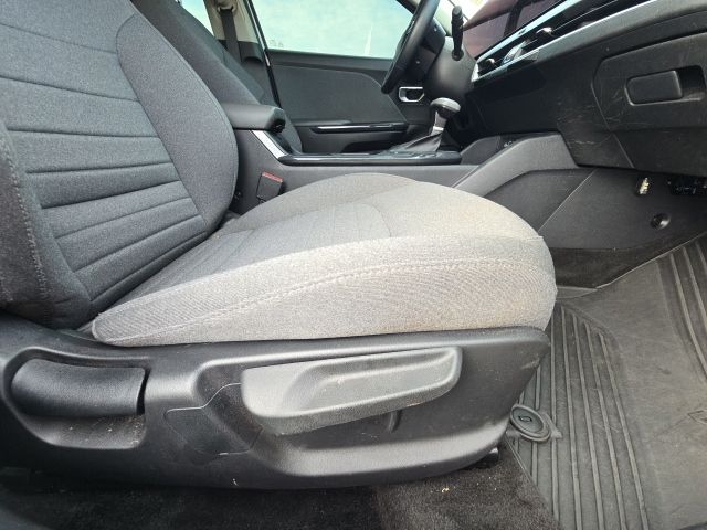 2025 Kia K4 EX:L44120B