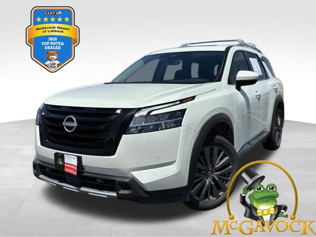 2022 Nissan Pathfinder SL FWD