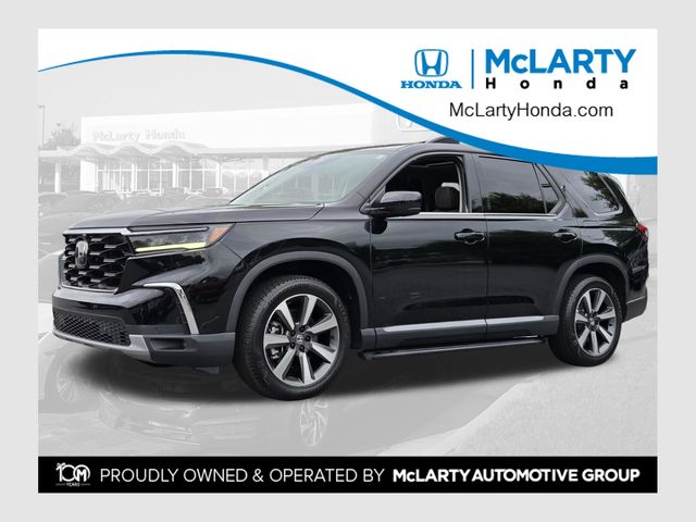 Crystal Black Pearl 2024 Honda Pilot SUV / Crossover All-Wheel Drive Automatic
