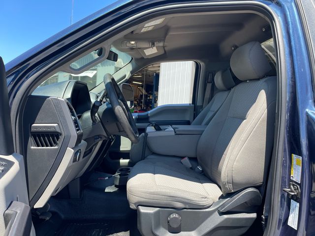 2019 Ford F-250SD XLT - Blue exterior view 10