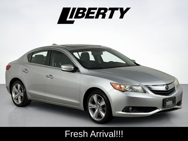 2013 Acura ILX 2.0L FWD with Premium Package