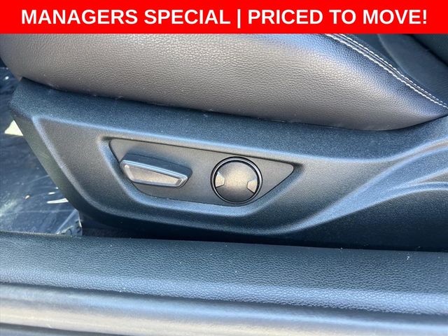 Used 2022 Red Ford GT Premium image 19