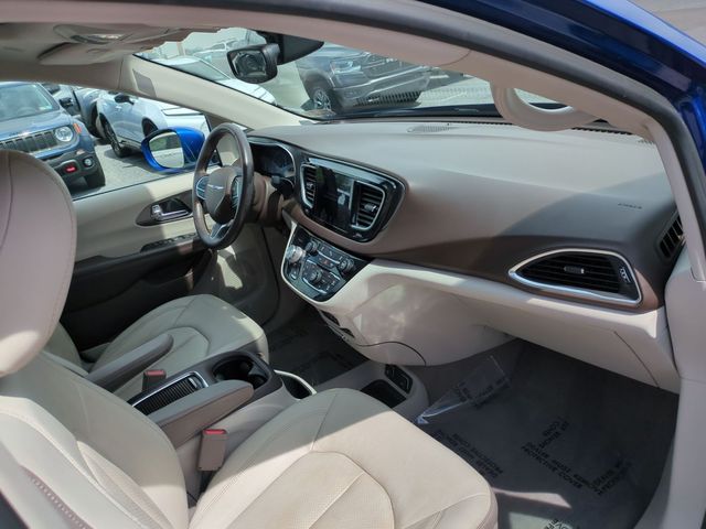 used 2019 Chrysler Pacifica car, priced at $17,991
