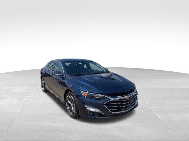 Used 2022 Chevrolet Malibu LT with VIN 1G1ZD5ST0NF137775 for sale in Kansas City