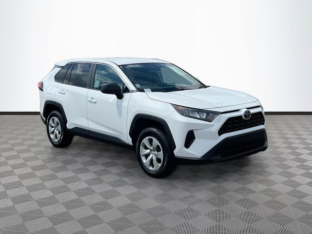 2022 Toyota RAV4 LE FWD