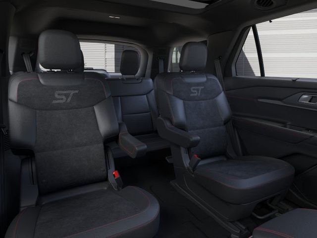 2025 White Ford Explorer ST 4X4 SUV