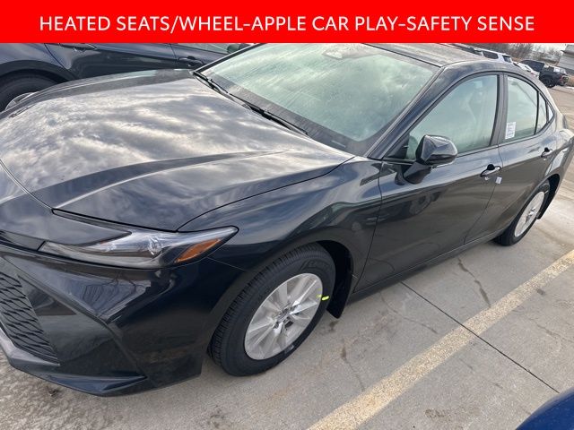 2026 Toyota Camry LE FWD