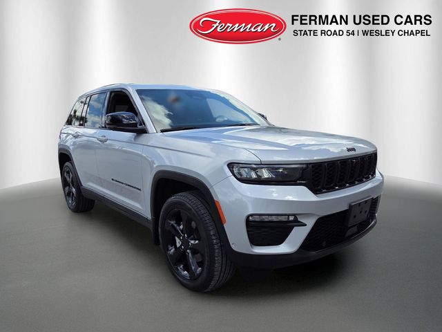 Silver Zynith 2025 Jeep Grand Cherokee SUV / Crossover Four-Wheel Drive 8-Speed Automatic
