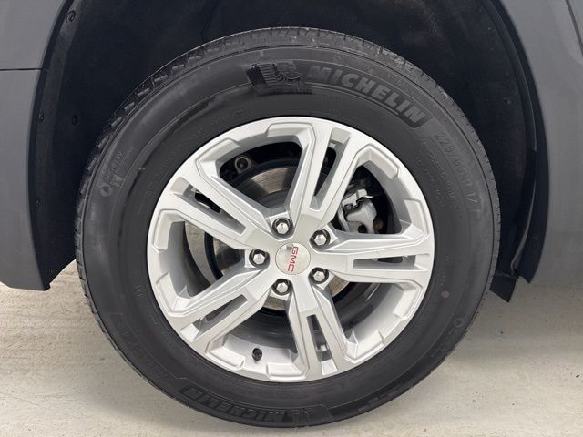 used 2024 GMC Terrain car, priced at $23,988