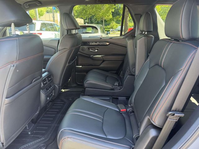 used 2025 Honda Pilot car, priced at $43,135