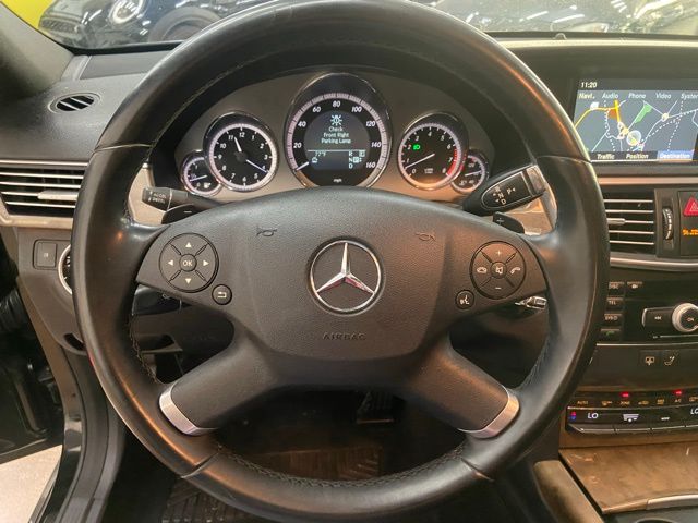 2011 Mercedes-Benz E 350 thumbnail 20