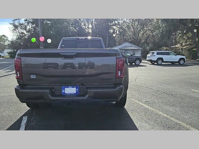 2026 Ram 3500 Laramie Crew Cab 4x4 8' Box