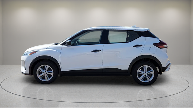 2025 Nissan Kicks Play