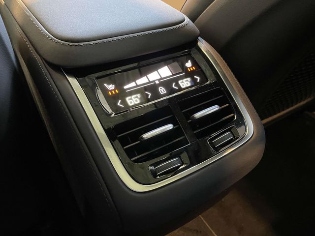 New 2026 Black Volvo B6 Plus 7-Seater image 23